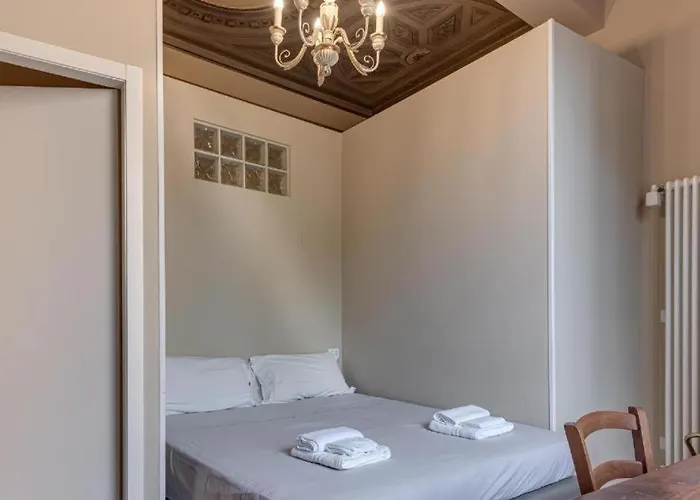 Gasthuis Tribunale 4 Luxury - Bedinbolognacentro Palace H Bologna