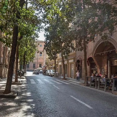 Tribunale 4 Luxury - Bedinbolognacentro Palace H *