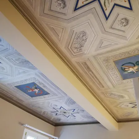 Tribunale 4 Luxury - Bedinbolognacentro Palace H Πανσιόν