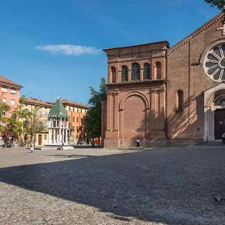 Tribunale 4 Luxury - Bedinbolognacentro Palace H * Bologne